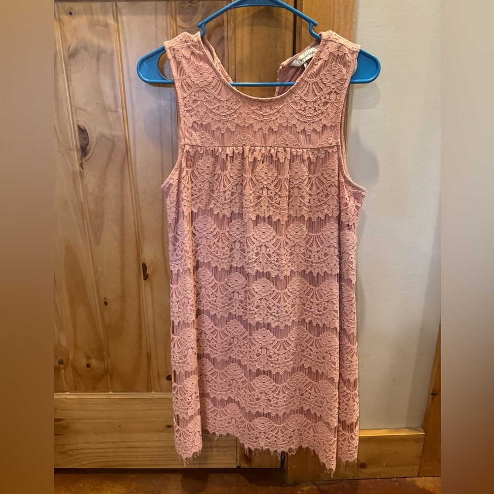Women’s dress size medium